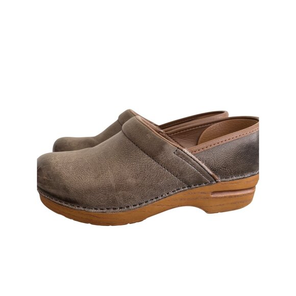 Dansko Womens Professional Clogs Waxy Stone Distressed Leather Mushroom Olive - Picture 5 of 10